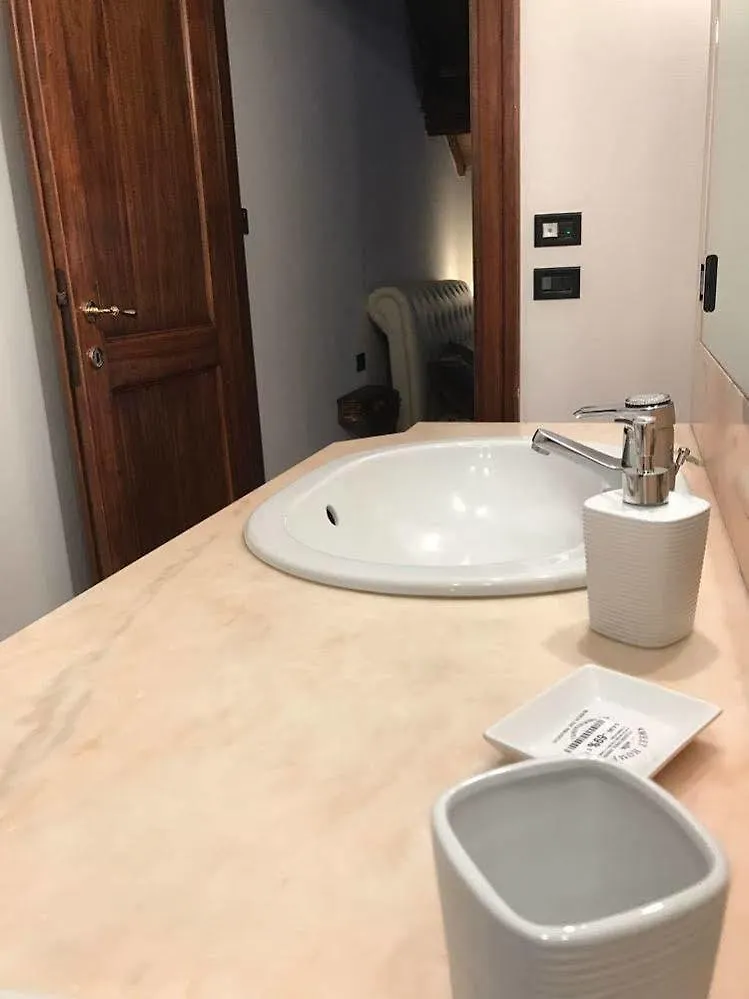 Guest House Residenza San Fermo 0*, Verona Italy